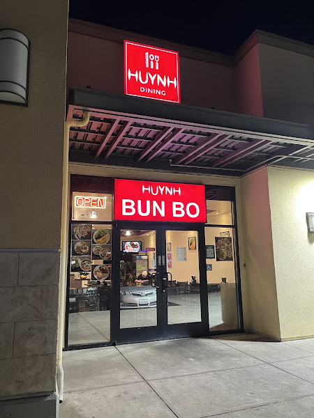 Bún Bò Huynh Dining