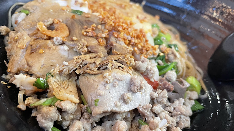 Nam Vang Restaurant 4