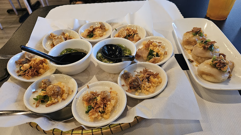 Nam Giao Restaurant 4