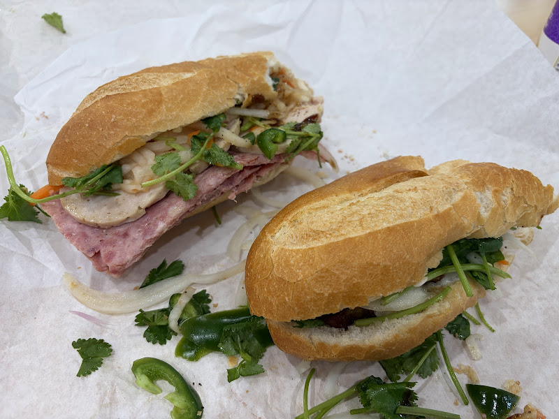 Huong Lan Sandwiches 3