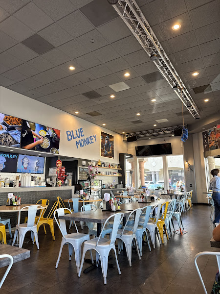 Blue Monkey Cafe & Restaurant 3
