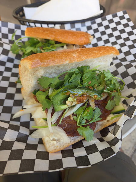 T-T Deli 3