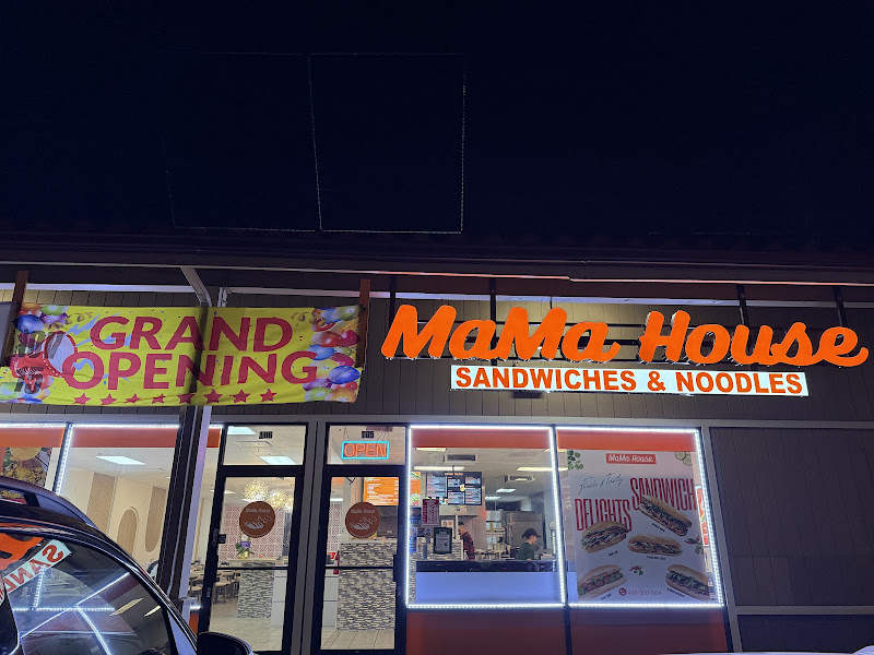 MaMa House Sandwiches and Noodles