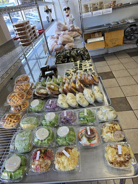 Duc Huong Sandwiches 3