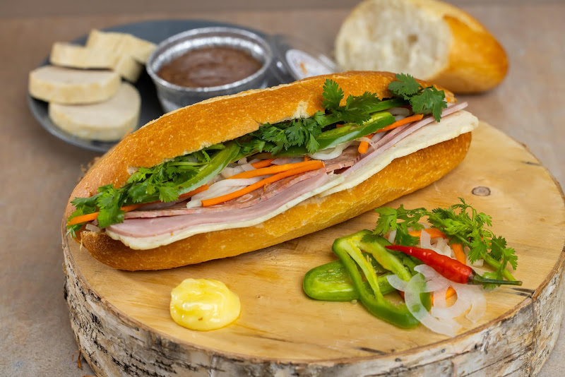 Y-Linh Sandwiches 3