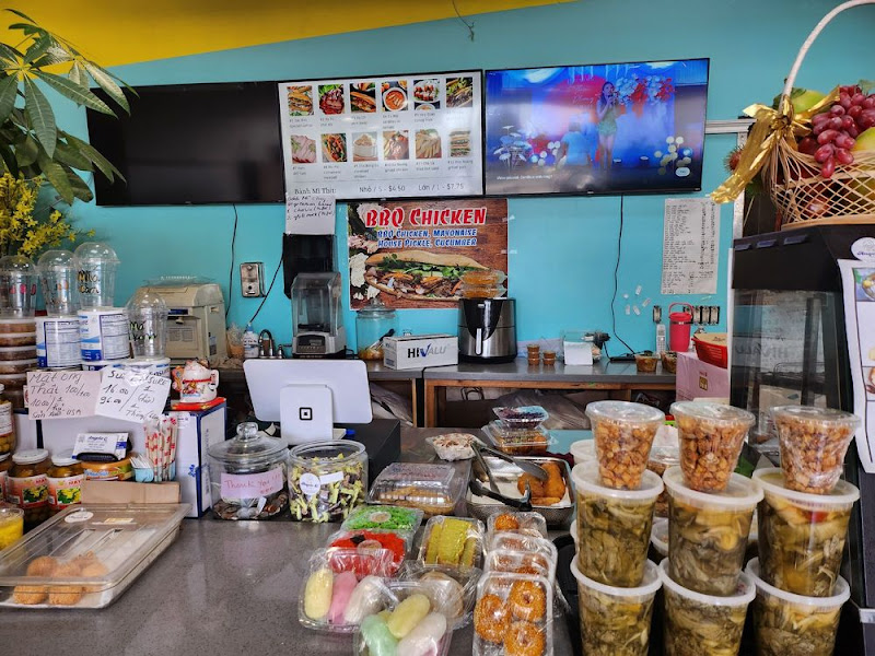 Angela Q. Vietnamese Food and Deli