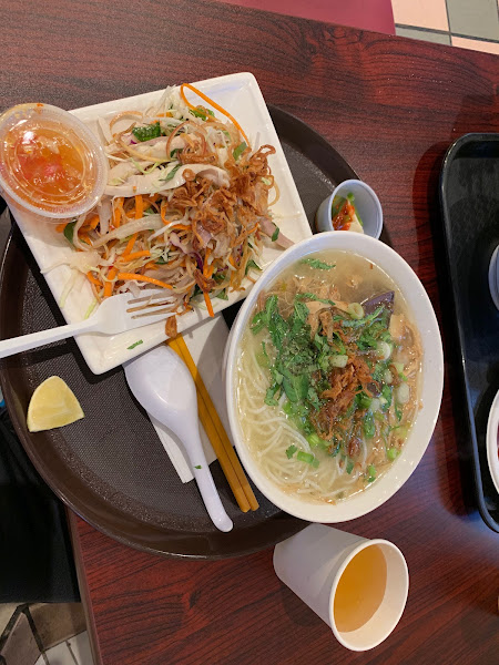 Em Quyen Cafe 2