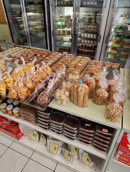 Van’s Bakery 2
