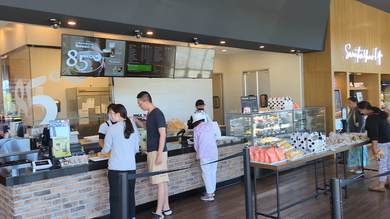 85°C Bakery Cafe - San Jose 2