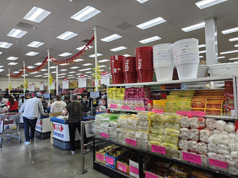 Đại-Thành Supermarket 3