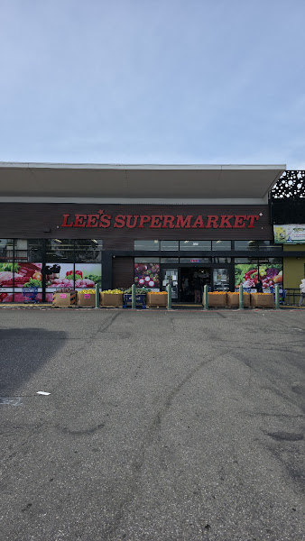 Lee's Supermarket