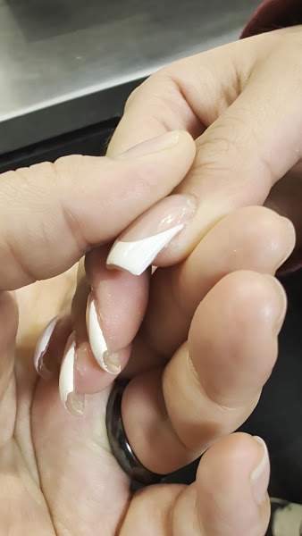 Kitchen Nail Bar - Coleman 2