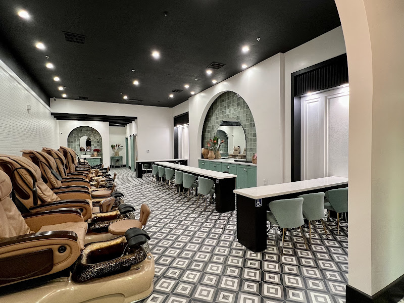 Kitchen Nail Bar - Brokaw 2