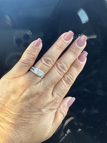 Kitchen Nail Bar - Brokaw 3