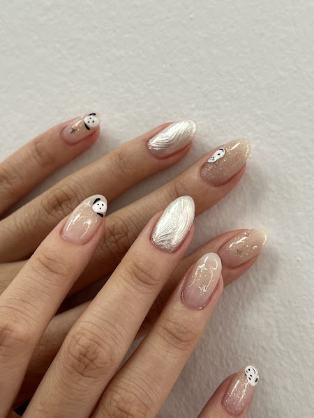 XiuXiu Nail Room 2