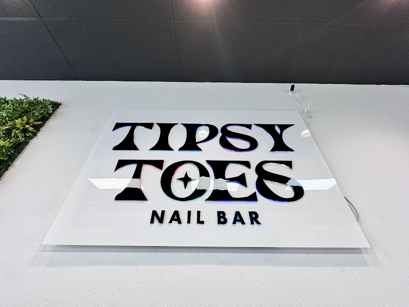 Tipsy Toes Nail Bar 4