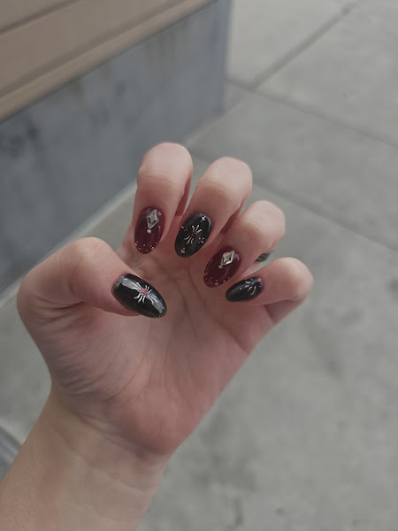 Blanc Nailworks 4
