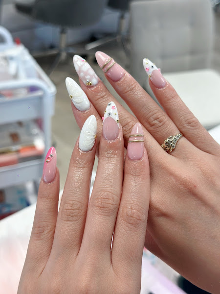 Qtee Nails & Lashes 3
