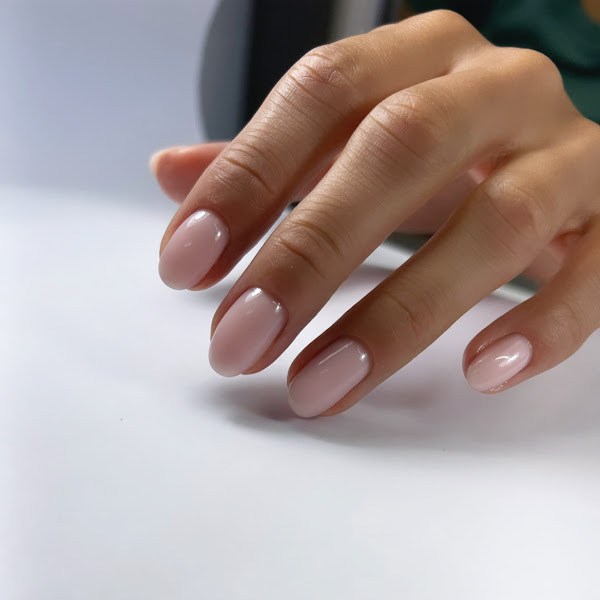 VS. Nails Studio of European manicure 1