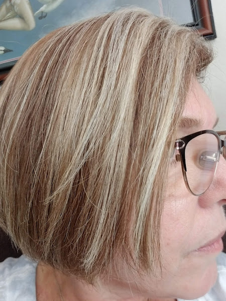 Kent's Hair & Nails 3