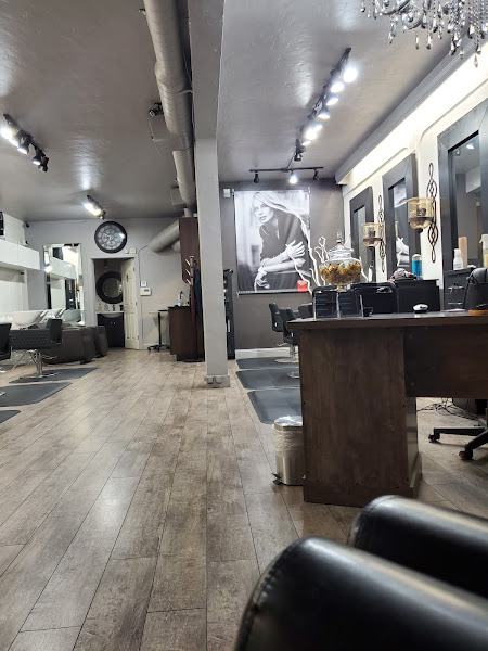 Vanidad Beauty Salon