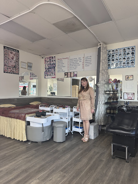 Melinda's Beauty Salon 4