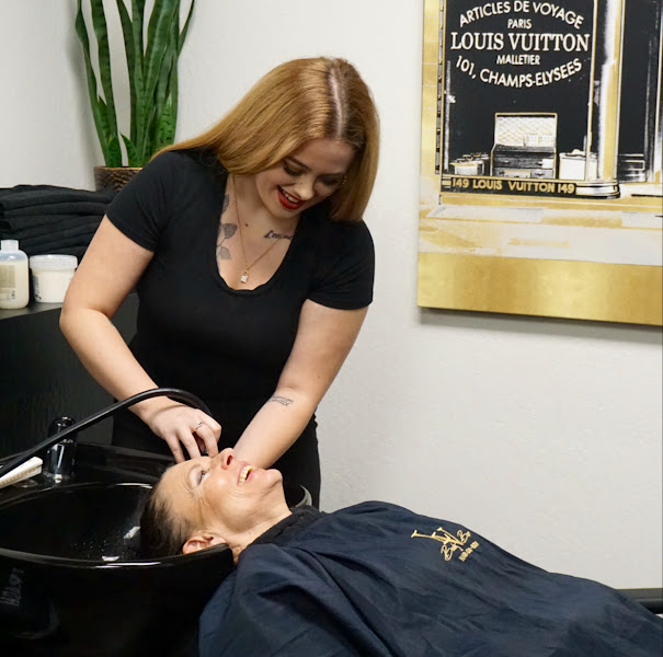 LE VU Beauty Bar