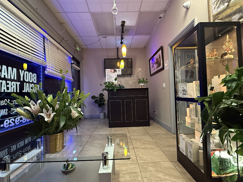 Queen's Beauty Spa 4