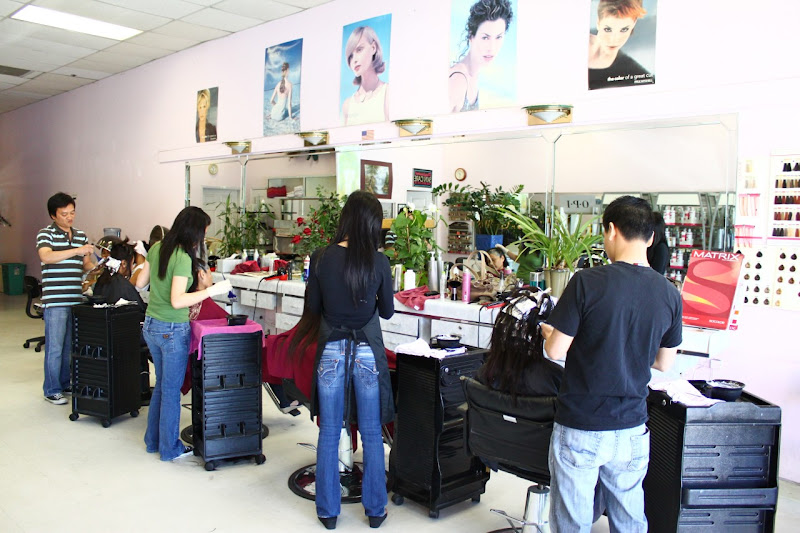 Hair & Skin Beauty Salon 5
