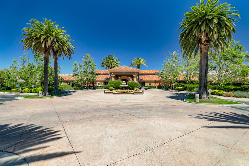 Triet Nguyen, REALTOR-Broker | Tera Real Estate 4