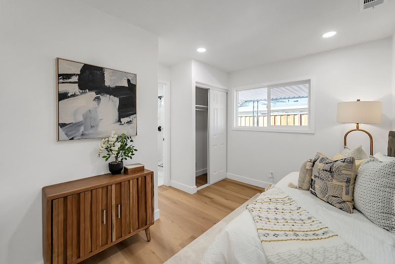 Le Nguyen, Realtor-Fifty Hills Real Estate 3