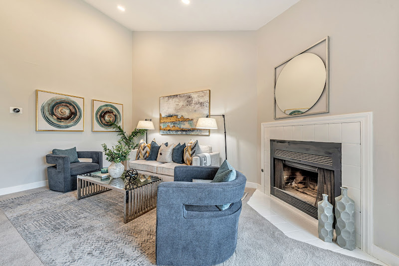 Amanda Vang Real Estate 2