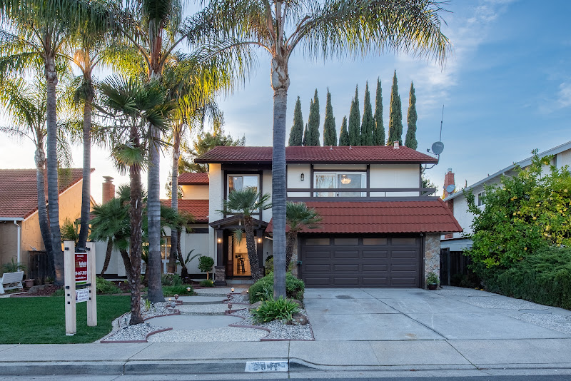 Infiniti Real Estate 2