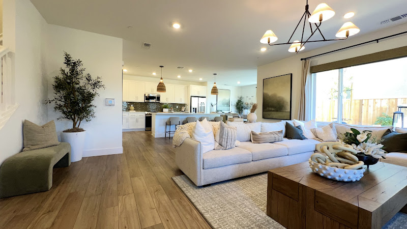 Gabriel Nguyen Real Estate Group