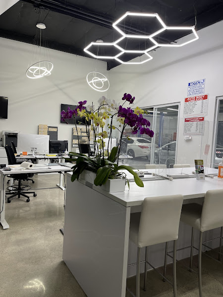 T&T Cali Collision Center 3