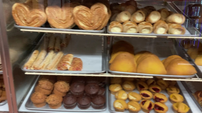 El Rico Pan Bakery 2