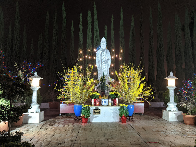 Pho Da Buddhist Temple 1