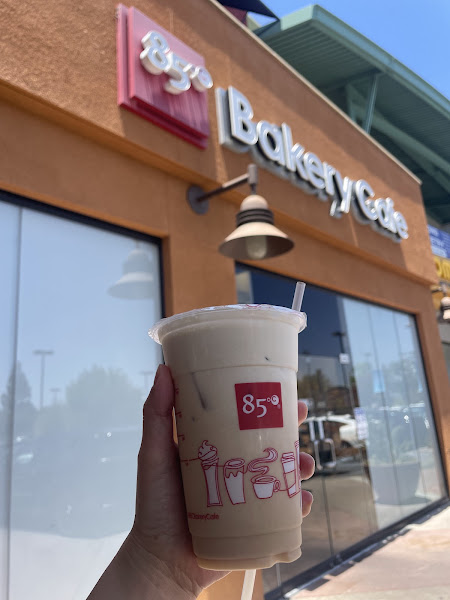 85°C Bakery Cafe - Irvine 3