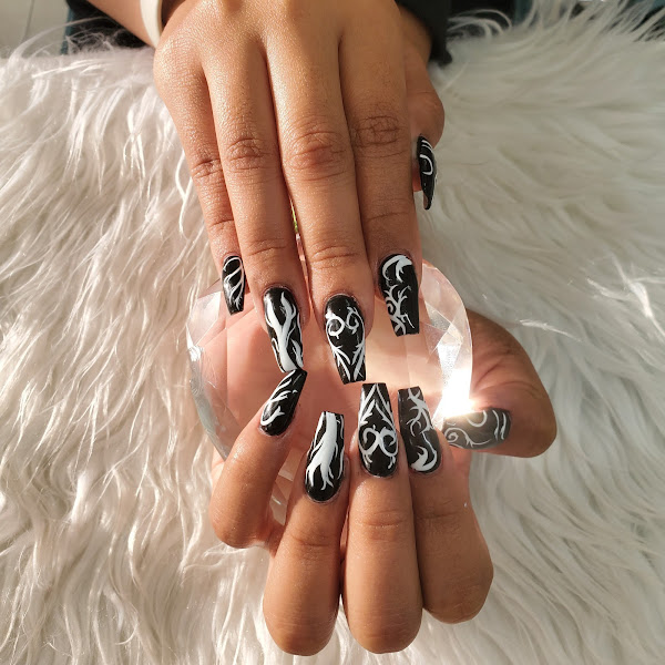 Zoetry Nails & Spa 2