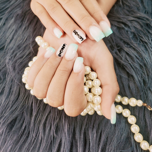 Zoetry Nails & Spa 4