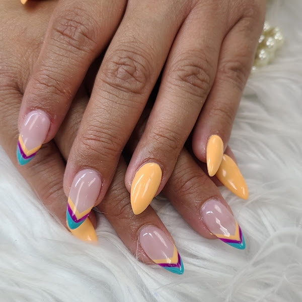 Zoetry Nails & Spa 5