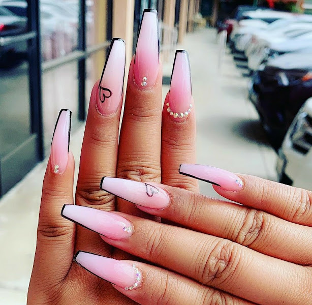 Allure Nails 5