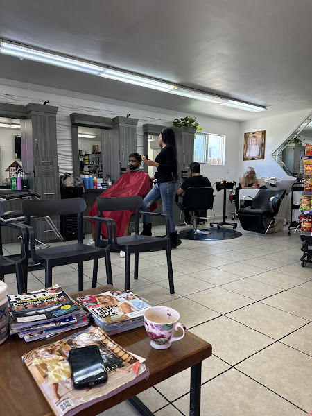 Frida Beauty Salon 5
