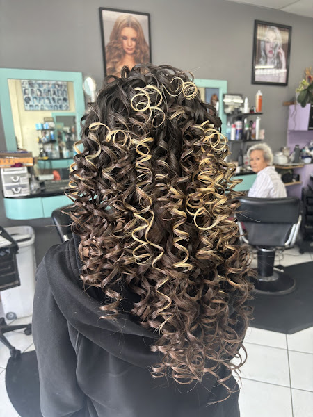 Estetica Erika's New ownership 2