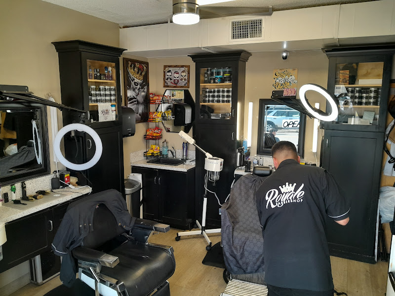Royale Barbershop 3