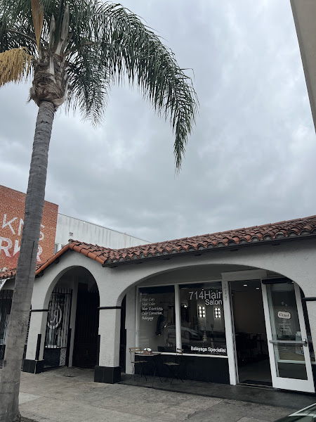 714 Hair Salon 3