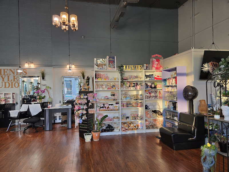 Friends Style Studio 3