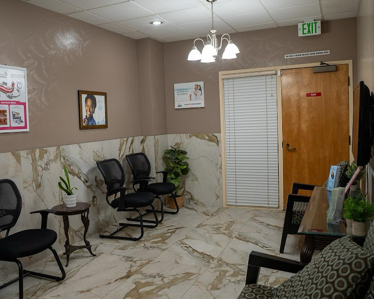 Aava Dental - Top Dentist in Santa Ana 4