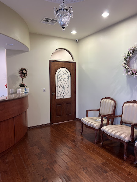Capitol Dental Care/ Theresa M. Nguyenduc, DMD and Caroline Tran, DDS 4