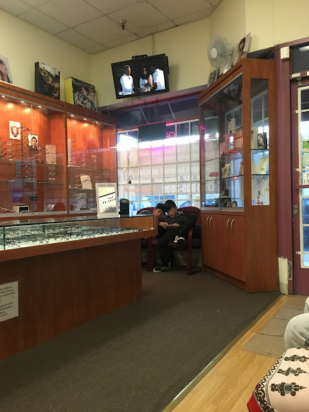 Quan M. Tran, O.D. Optometry 2